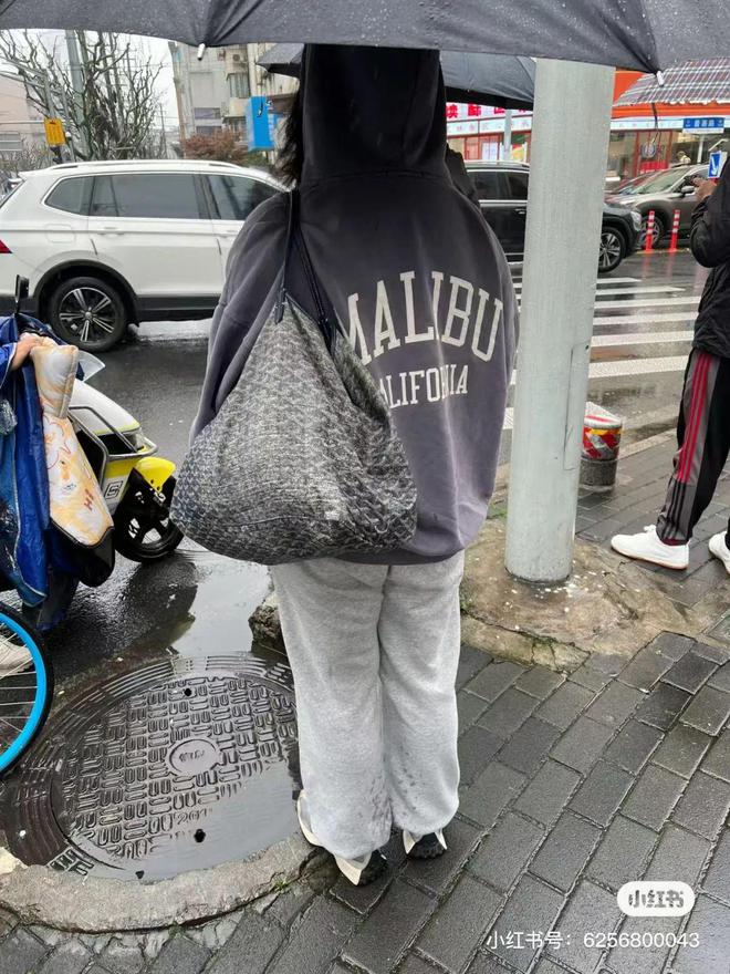 “女高管专用包”为什么是它？(图5)