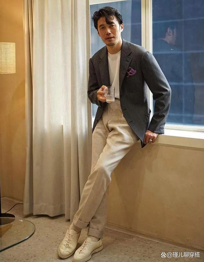 若是身穿的衣服不符合场合要求显得突兀违和随之拉低颜值气质(图2)